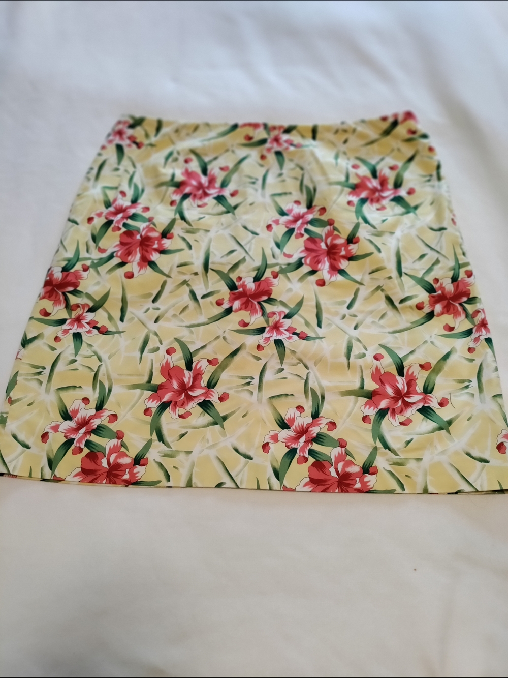 Cutter & Buck Yellow Floral Mini Skirt with Pink Blooms